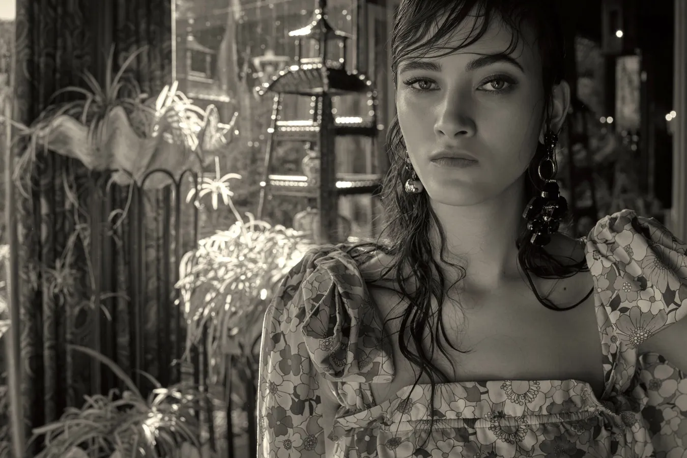 Harper's Bazaar Japan - To The Moon Studio - Production and Casting Company
